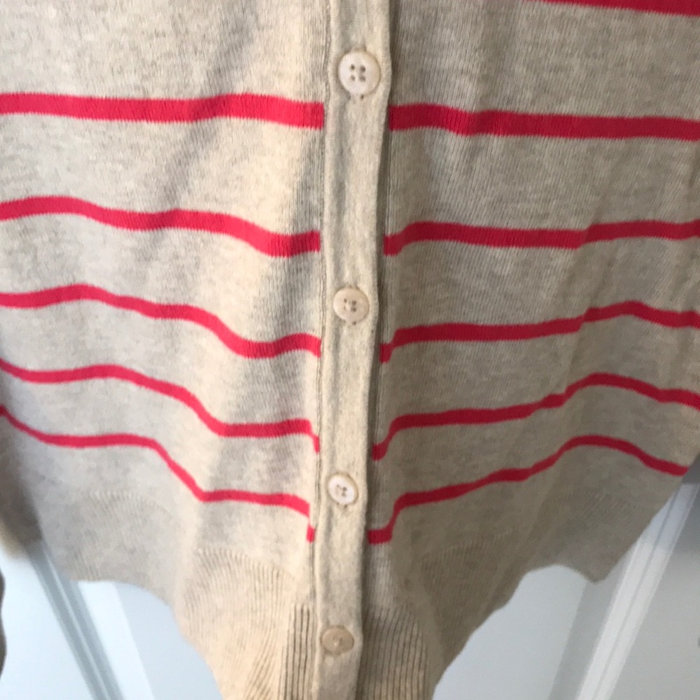 Sweater - Picture 4 of 4